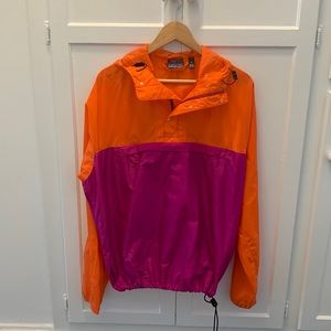 Patagonia women’s foldable packable light jacket - windbreaker rain jacket